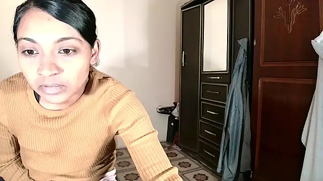 Chat +18 de indiansweetflava ao vivo