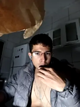 Tchutom Live XXX-chat