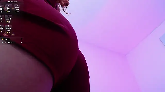 XXX chat uživo modela Nahomi_xxx
