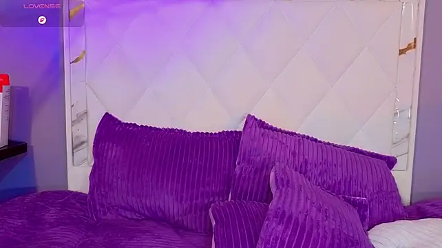 Dannyhot_ Adlı Modelin Canlı XXX Sohbeti