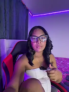 MIAROGERSSS Live XXX Chat