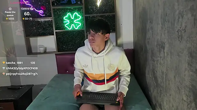 Alex_it0_のライブXXXチャット