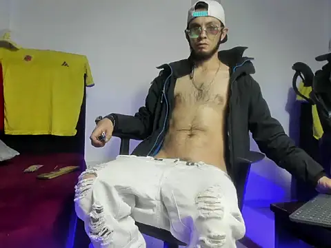 mark_splinter09 Adlı Modelin Canlı XXX Sohbeti
