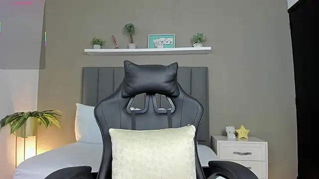 Chat +18 de dulce_victoriaa_ ao vivo