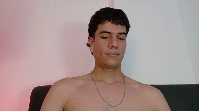 Derek_stud_ – Naživo XXX chat