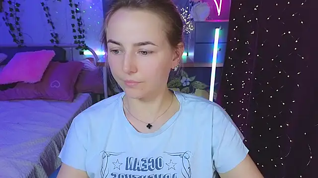 Mira_Mermayd's Live XXX Chat