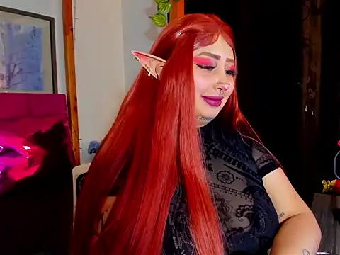 lussyevans24 live XXX chat