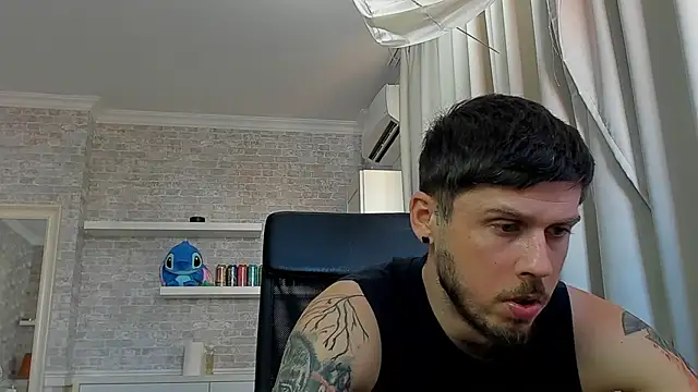 JonahShaw Live XXX Chat