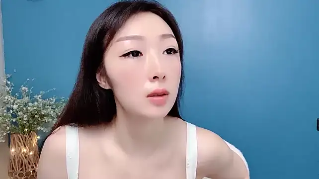 ella55-- 即時 XXX 聊天
