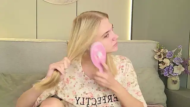 4example_Chloe Live XXX-chat