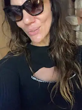 AnnaFlowerBabe Chat XXX in diretta