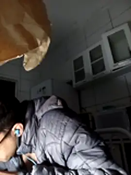 Chat XXX ao vivo de Tchutom