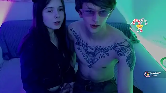 צ'אט XXX בשידור חי של HateEmotions