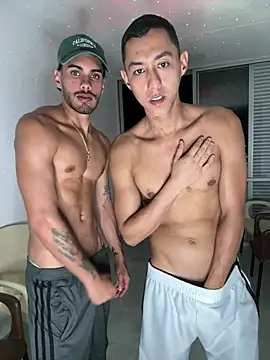 Chat XXX en directo de Derek_master