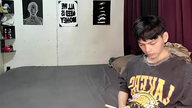 hotfreshdior Chat XXX live