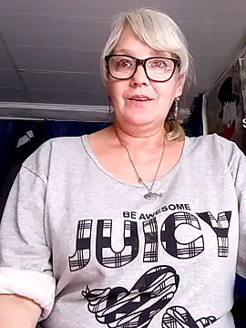 irinamaux Chat XXX live