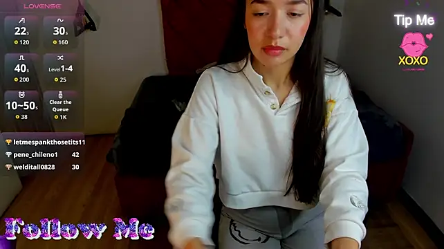 Chatroom XXX en direct de Emily__parker__