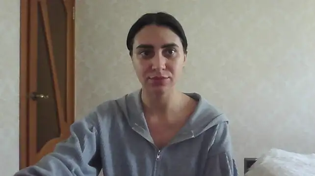 Kashtanka_ Adlı Modelin Canlı XXX Sohbeti