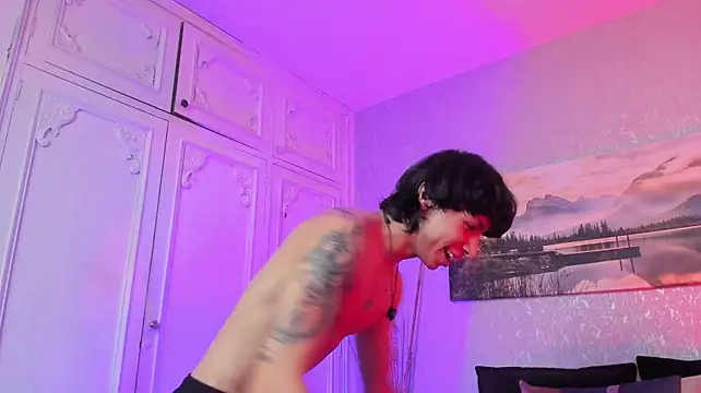 Онлайн чат XXX Tyler_durten