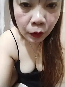 Squirt107 现场XXX聊天
