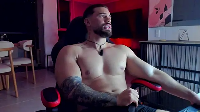 Valenthino_Salvatore 라이브 XXX 채팅