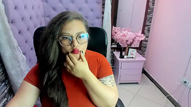 SaraThonson_ Obrolan Langsung XXX