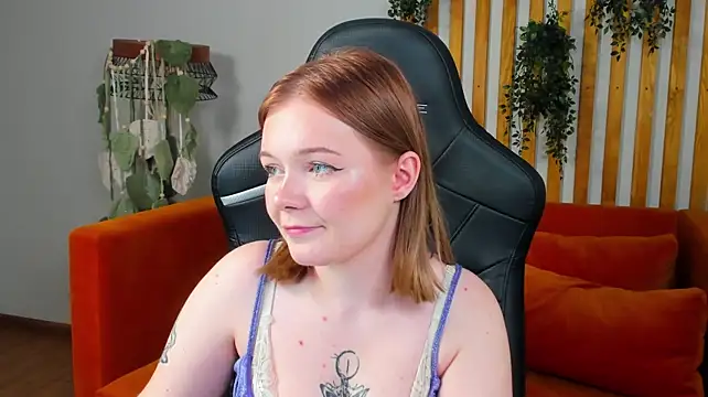 Živý XXX chat ElinaVale