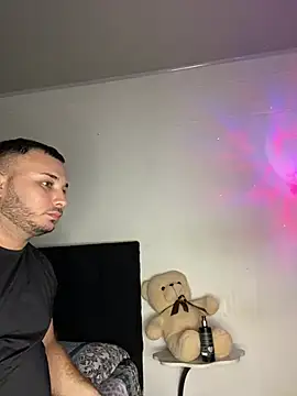 Chat XXX ao vivo de maximo_torreychelli