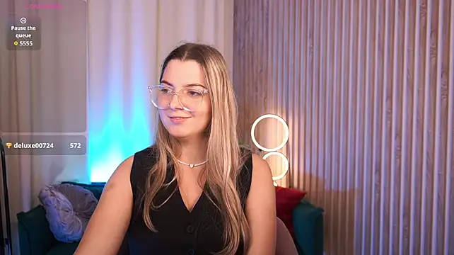LucreciaStorm Live XXX-Chat