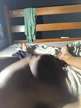 NightKong Adlı Modelin Canlı XXX Sohbeti