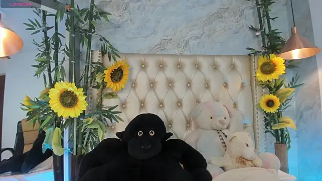 LittleeJaz Live XXX-chat