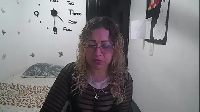 Escobar-Skarlet's Live XXX Chat