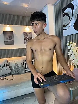 عرض كام AndyJustgame_