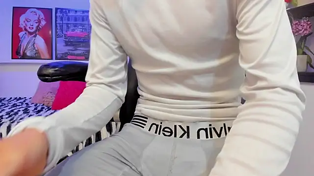 Živý XXX chat Benji23_