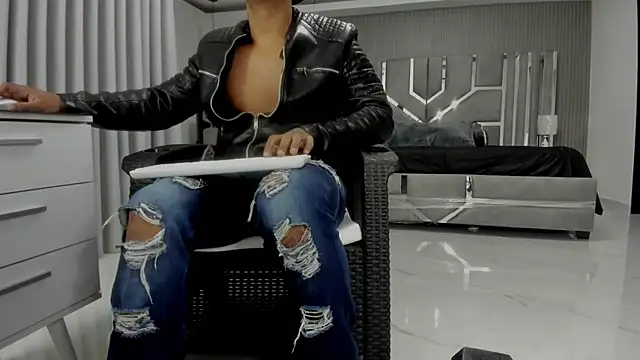 master_leather Live XXX Chat