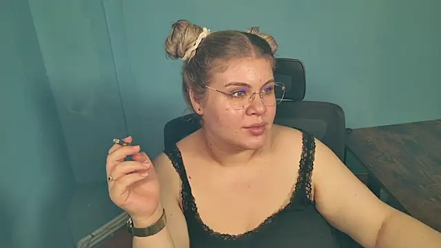 دردشة Allyy_baby الجنسية المباشرة