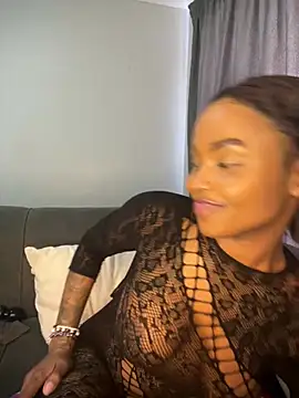 Czat XXX na żywo – InkLady444
