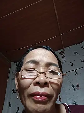 take-nude's Live XXX Chat