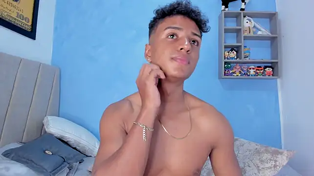 MagnusKing_ Adlı Modelin Canlı XXX Sohbeti