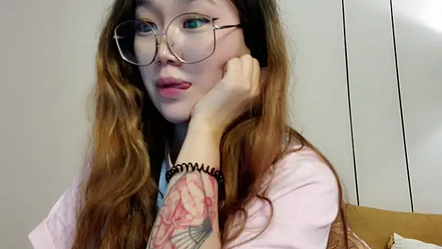 Jennatyan Chat XXX live