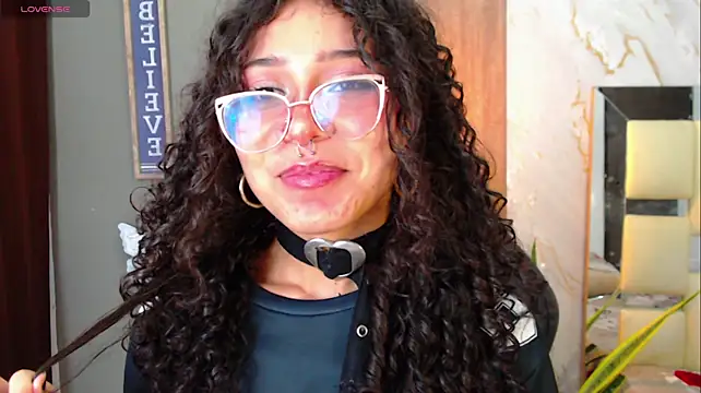 honeymoon_12's Live XXX Chat