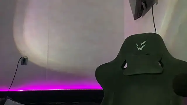 NOVELLAA's Live XXX Chat