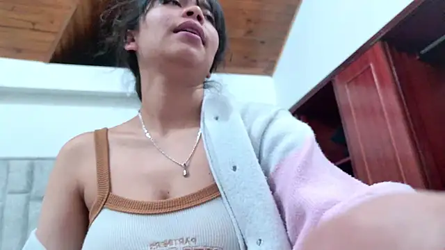 laureentt_ Live XXX-chat