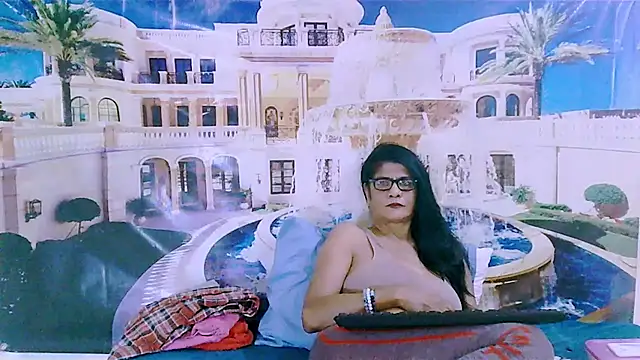 IndianAllure – Live XXX-chat