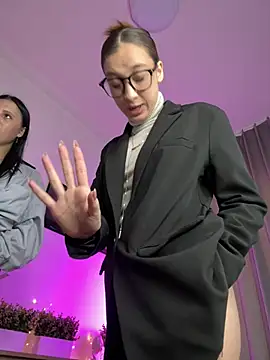 CherryBombs- – Naživo XXX chat