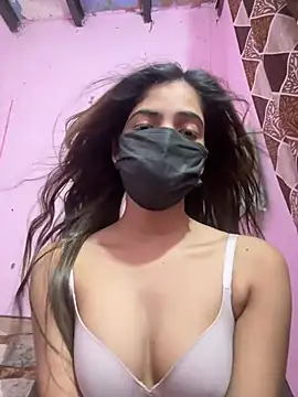 Miss_Pretty011 Adlı Modelin Canlı XXX Sohbeti