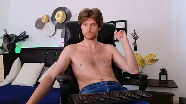 Eddie_Baker Adlı Modelin Canlı XXX Sohbeti