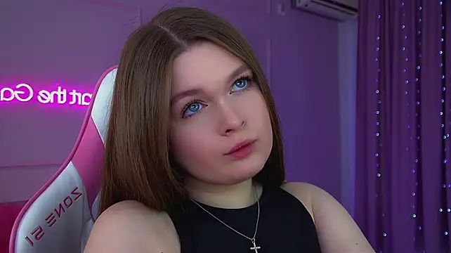 CrystalLyons Chat XXX live