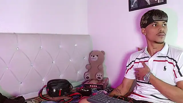 Czat XXX na żywo – Angel_foxc13