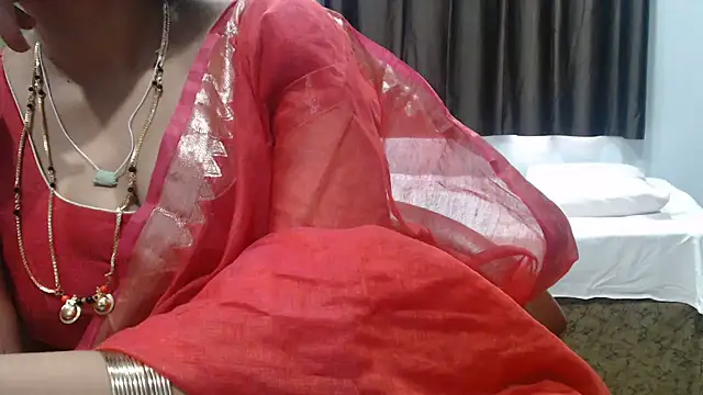 دردشة sunitha-3 الجنسية المباشرة